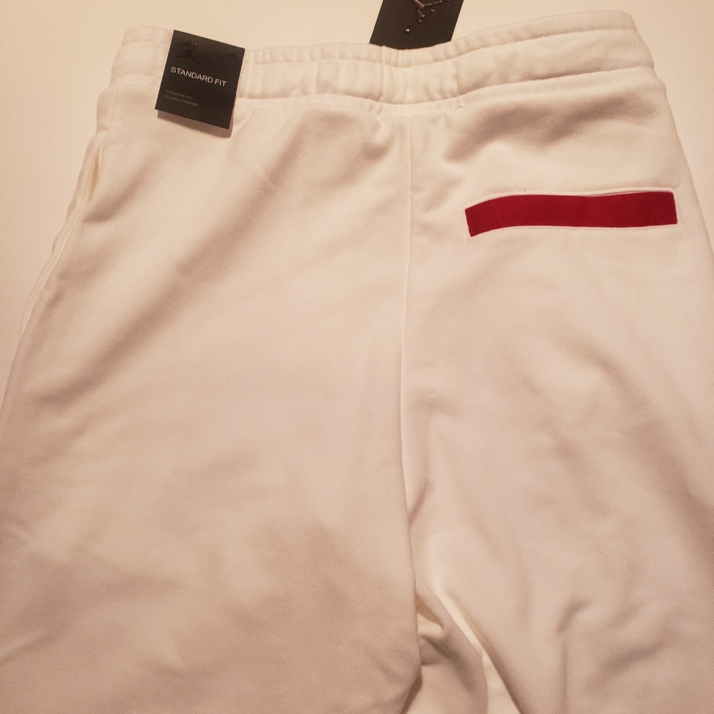 Nike Air Jordan White Jumpman Fleece Shorts - Picture 14 of 16